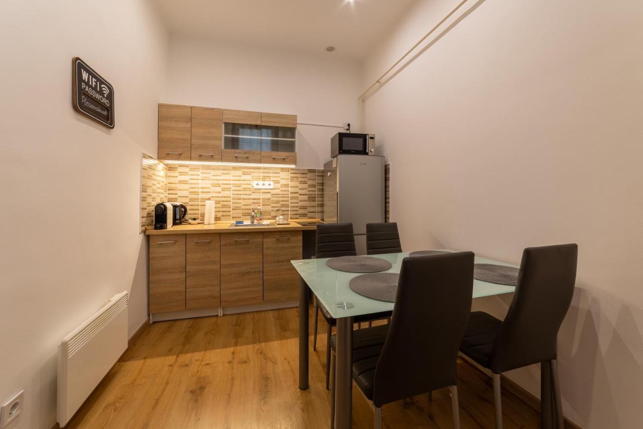 Lovely 1 Bedroom Flat With Central Location Budapest Exterior foto